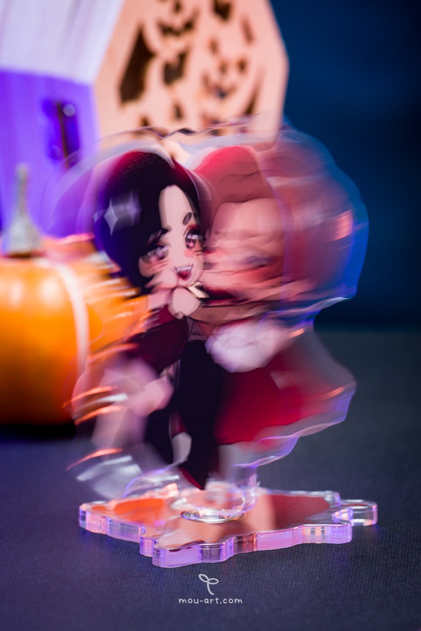 RE Halloween Spinning Standees